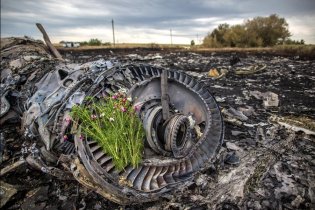 Катастрофа Boeing 777: украинские силовики допускают версию ошибки на военных учениях