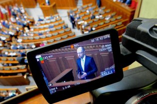 Рада приняла в первом чтении законопроект о санкциях против России