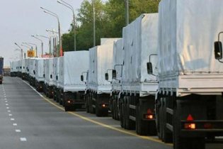Первые грузовики гуманитарного конвоя России прибыли в Луганск