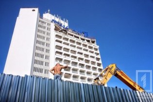 Одесский ГАСК назвал реконструкцию гостиницы «Юность» незаконной