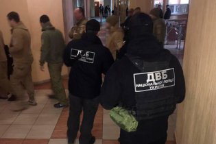 Афера на 120 тысяч долларов: в Одессе трое следователей «присвоили» деньги инкассаторов