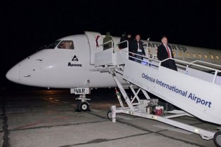 Первый рейс из Софии прибыл в аэропорт Одессы