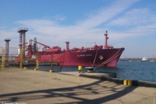 Экологическая инспекция задержала в порту Южный танкер-газовоз под флагом Норвегии