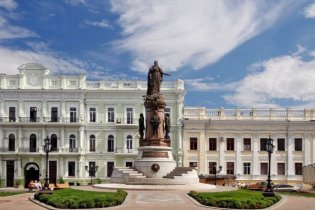 Геннадий Труханов надеется, что суд защитит памятник Основателям Одессы