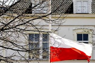 До двух миллионов украинцев работают в Польше - спикер Сейма