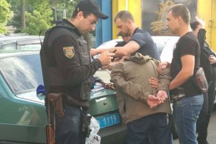 Спецоперация: на Молдаванке со стрельбой ловили грабителей