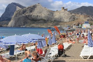 Крымский "туристический" сезон: продавцов намного больше, чем покупателей
