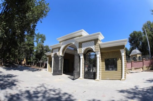 В Преображенском парке завершается строительство мемориального комплекса и нового входа в Одесский зоопарк