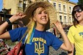 Социологи Украины: 57% граждан против карательной операции