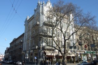 Городской и областной советы не могут поделить особняк в центре Одессы