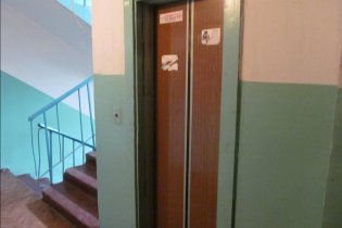 Одесситы требуют вернуть старые лифты