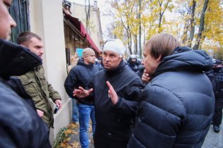 Участник беспорядков в центре Одессы маскировался под полицейского