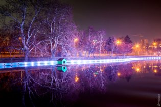 В парке Победы реализуется проект светового шоу «Сказочный пруд»