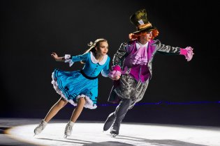 В Одессе покажут ледовой балет «Алиса в Зазеркалье»