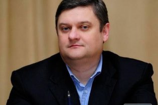 Суд оставил под стражей депутата Одесского облсовета, который пытался дать взятку детективу НАБУ