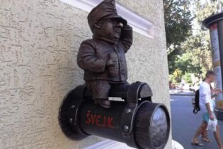 В Одессе вновь похитили статую Швейка