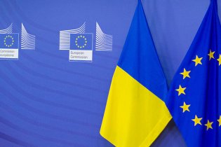 Евросоюз ждет от властей Украины скорейшего расследования событий на Майдане