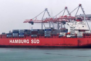 В Одесский порт зашел новый крупный контейнерный перевозчик