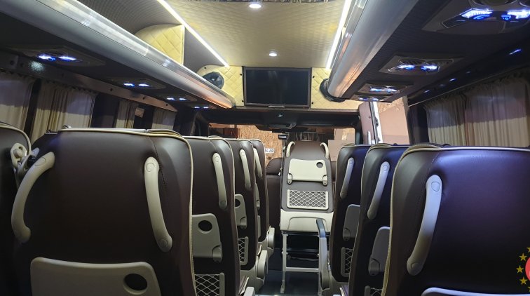 Переоборудование микроавтобусов в Бердичеве от https://www.auto-glass.in.ua/