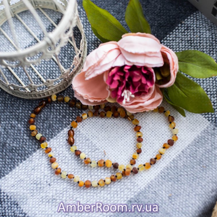 янтарные бусы от https://amberroom.rv.ua/ru/