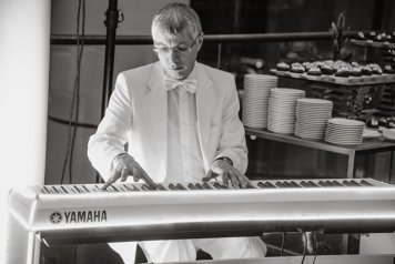 лучшие пианисты Киева на корпоратив, свадьбу, день рождения