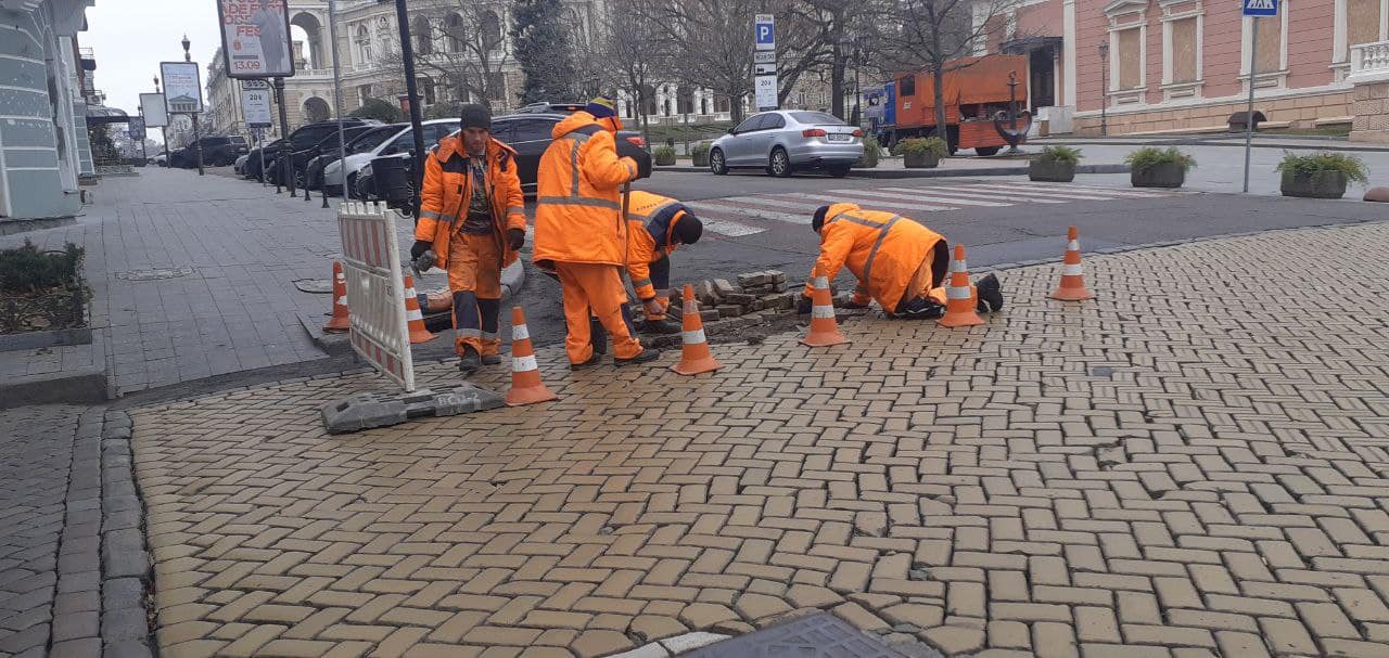 воруют плитку